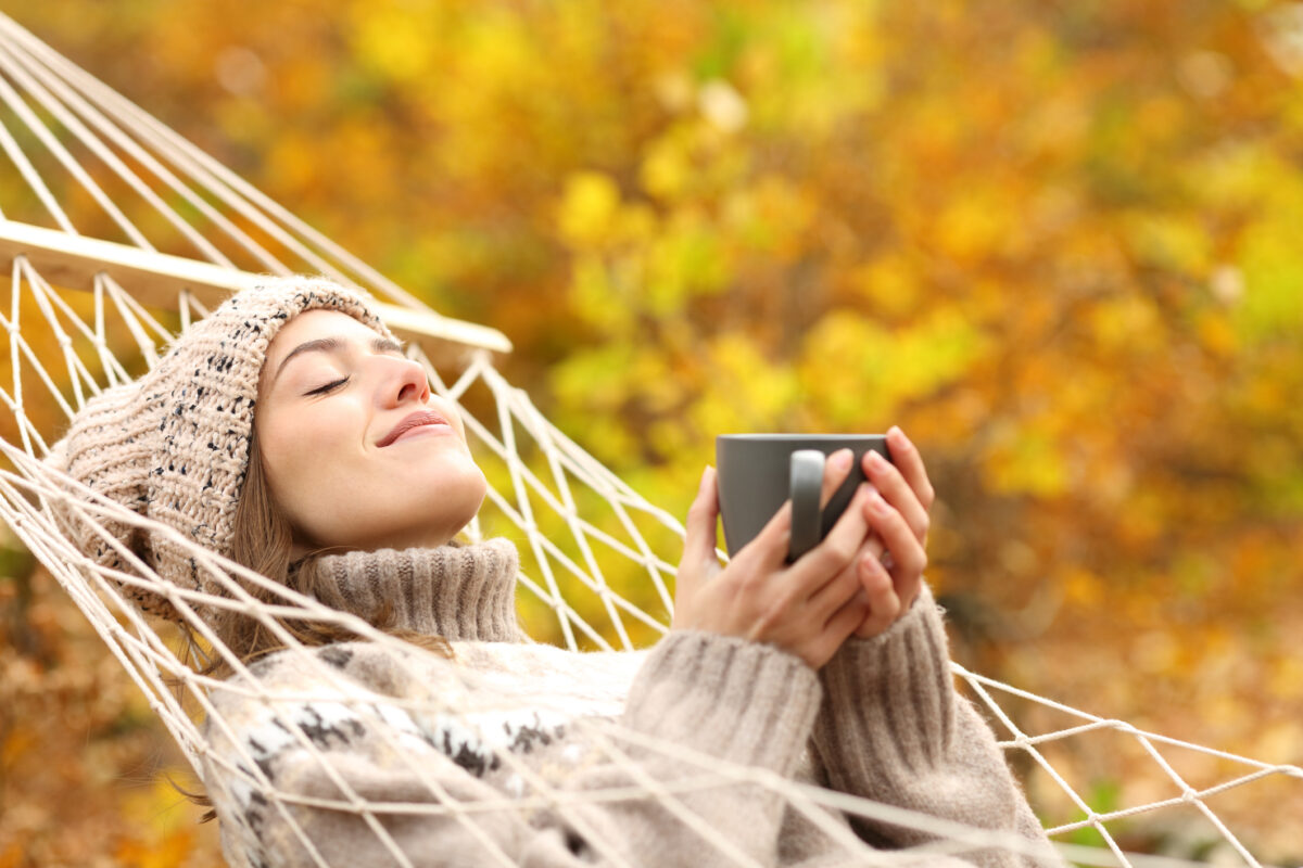 Lire la suite à propos de l’article L’automne, une saison qui met à rude épreuve notre sommeil et notre peau